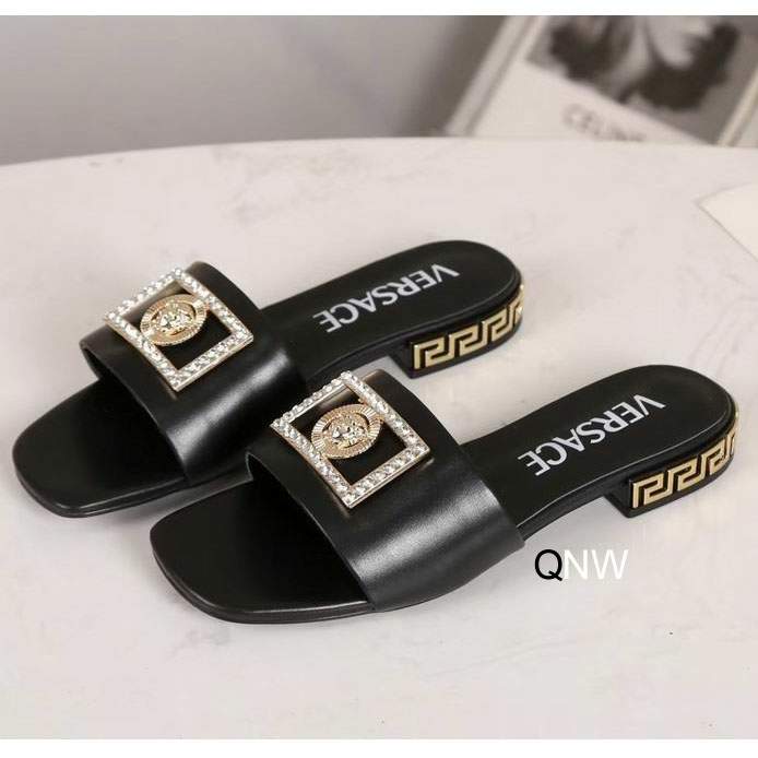 Picture of Versace Slippers _SKUVersacecoloursz35-40NW030253